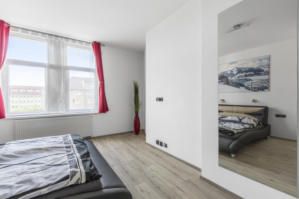 Apartsee Halkova Pilsen Exterior photo